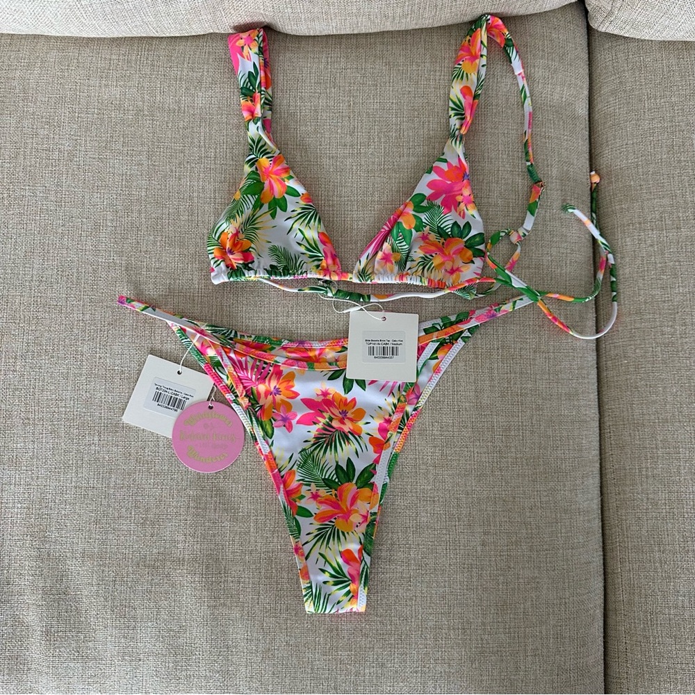Kulani Kinis 2 piece swimsuit set